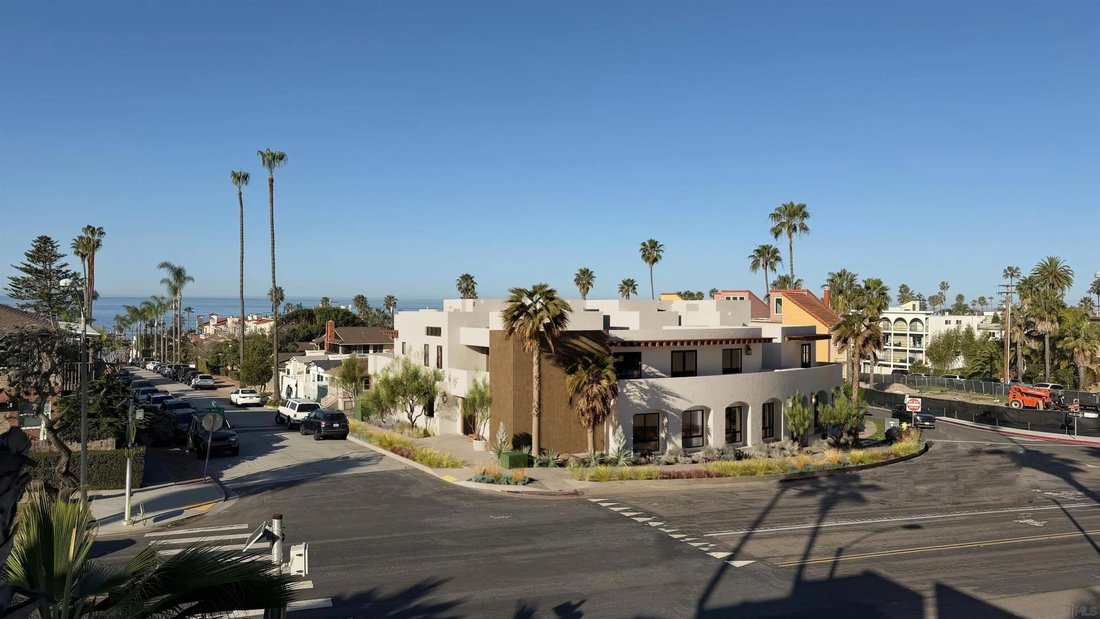 Condo in San Diego, California, United States 5 - 18013221