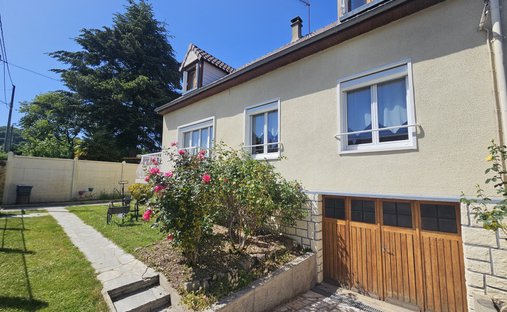 House in Nord Yvette, Saint-Rémy-lès-Chevreuse, France 1