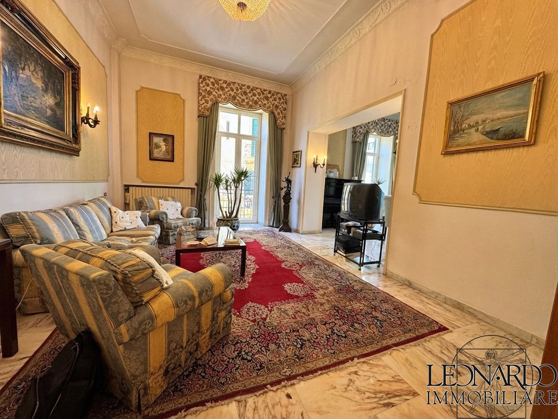 Apartment in Naples, Campania, Italy 1 - 18012806