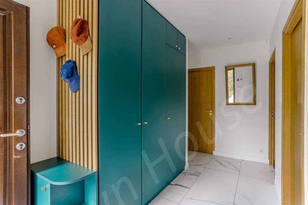 House in Marnes-la-Coquette, Ile-de-France, France 4 - 18013469