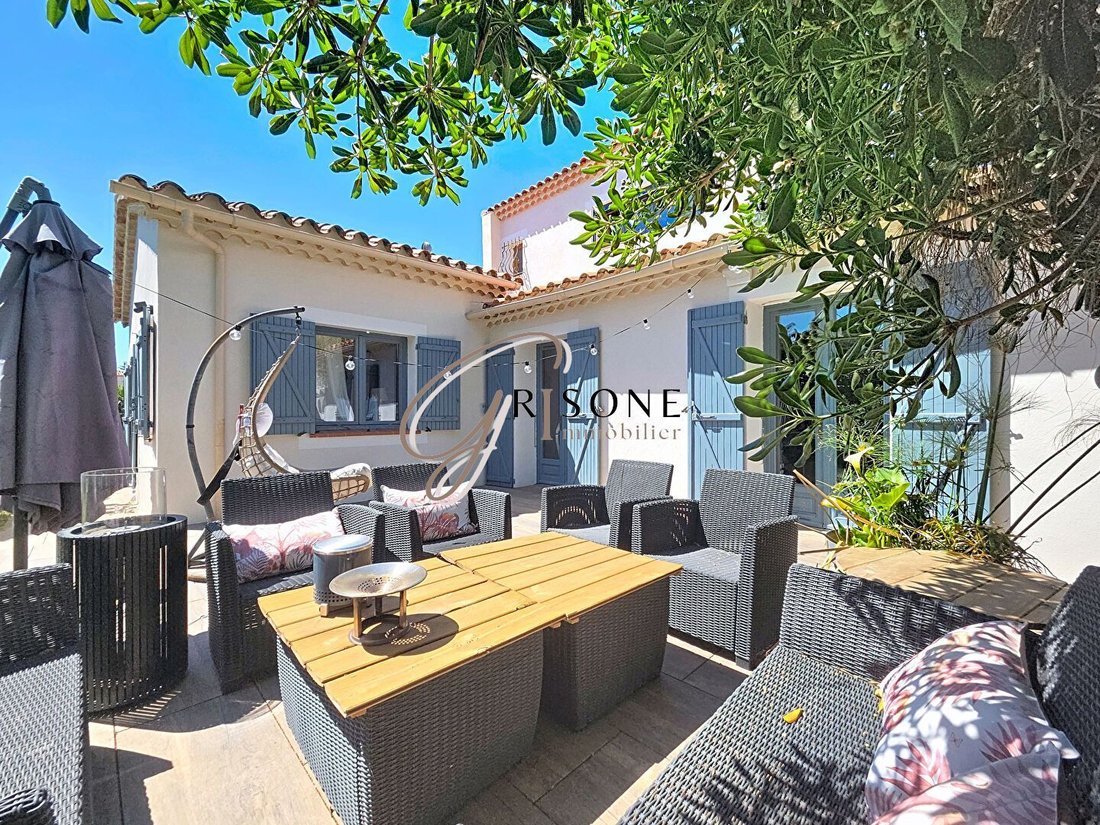 Villa in Bandol, Provence-Alpes-Côte d'Azur, France 4 - 18013638