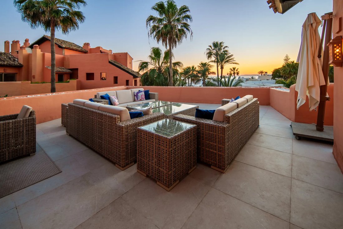 Apartment in Elviria-Cabopino, Marbella, Spain 1 - 18012996