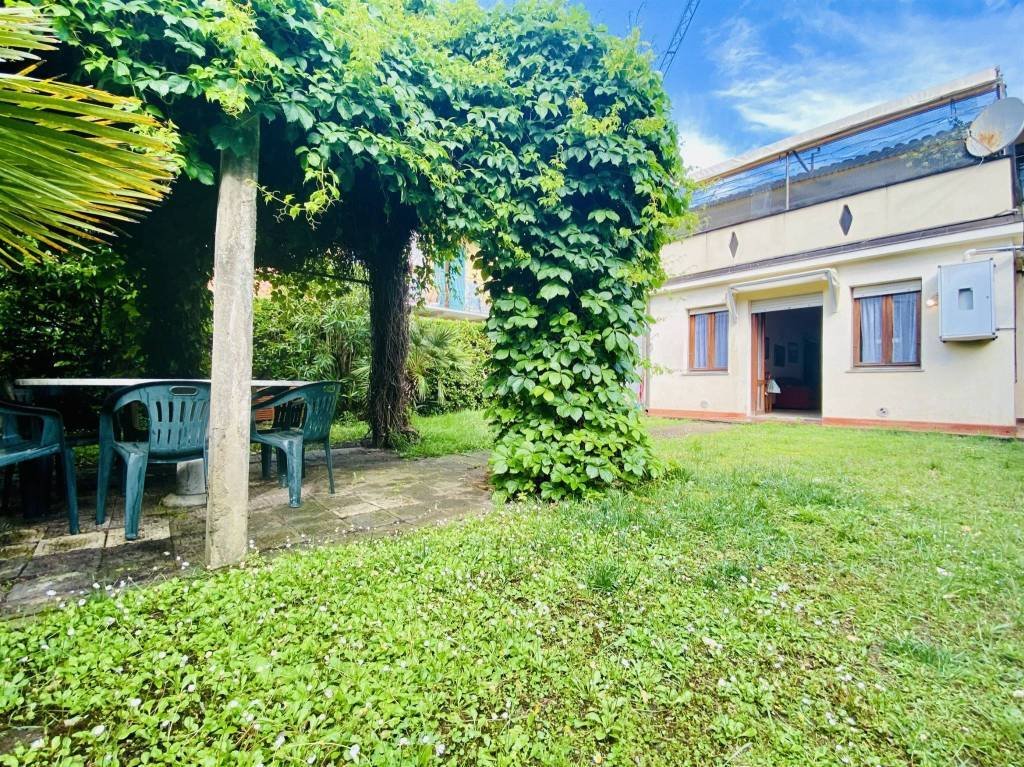 Apartment in Camaiore, Tuscany, Italy 3 - 18012790