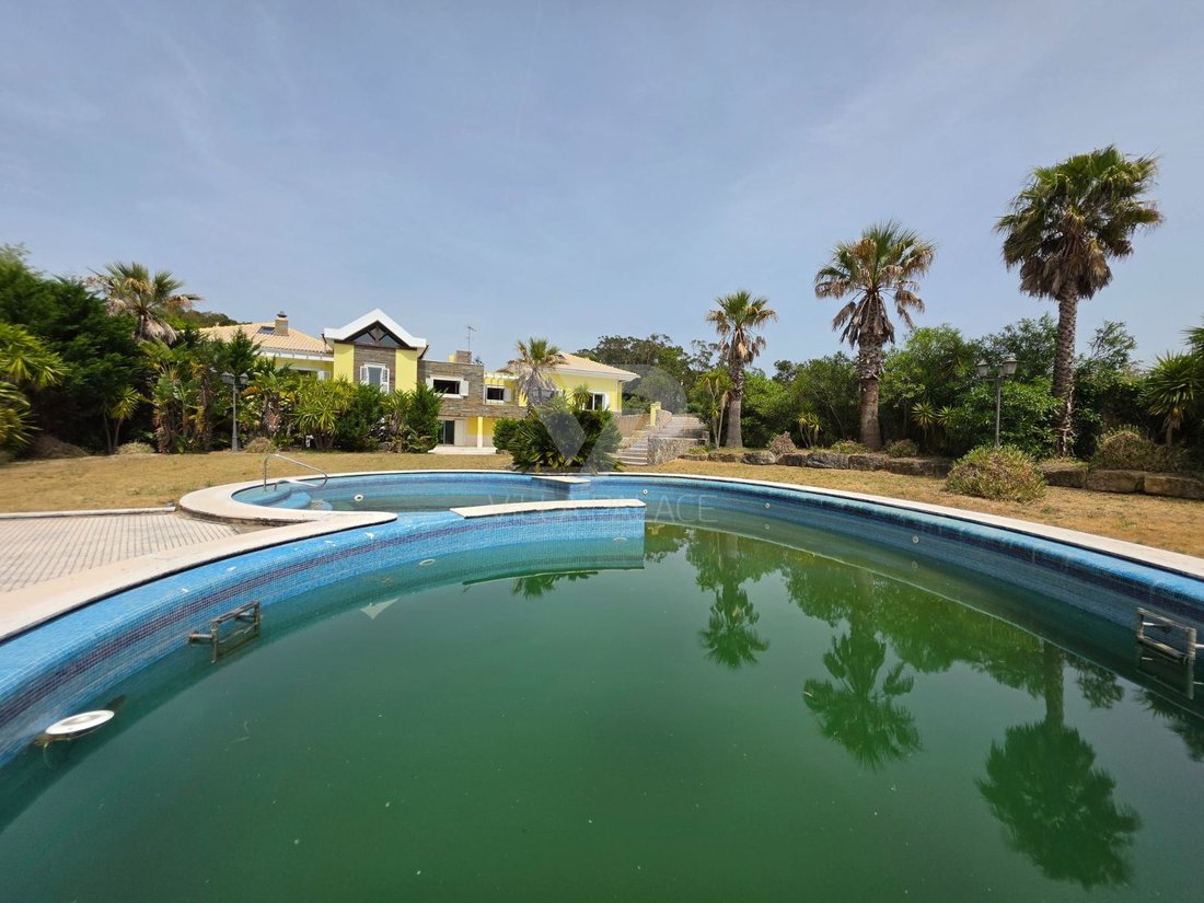 Villa in Belas, Lisbon, Portugal 1 - 18012939
