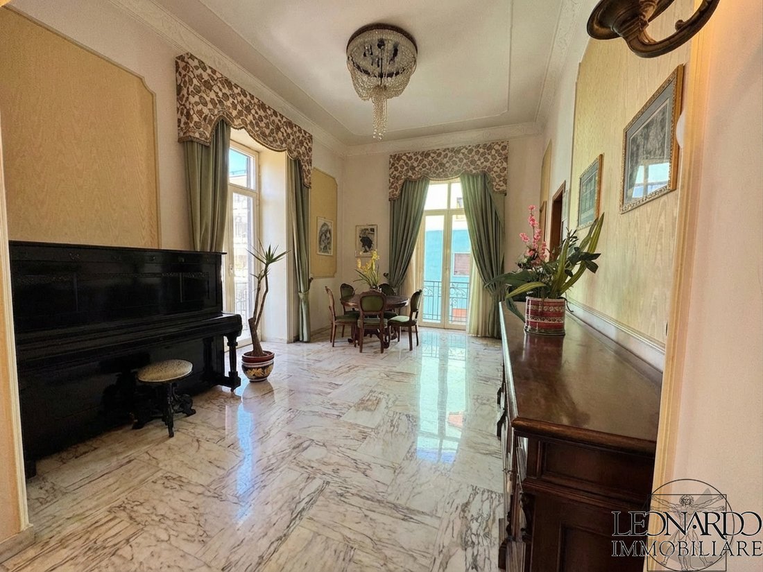 Apartment in Naples, Campania, Italy 5 - 18012806