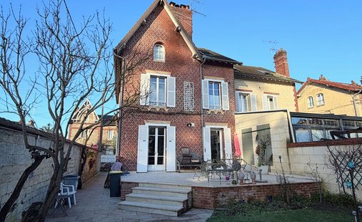 Haus in Chantilly, Nordfrankreich, Frankreich 1