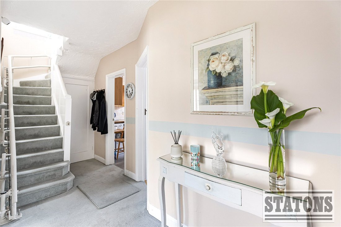 House in Oakwood, Enfield, England 2 - 18013085