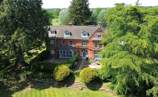 Apartment in Lower Bourne, England 1