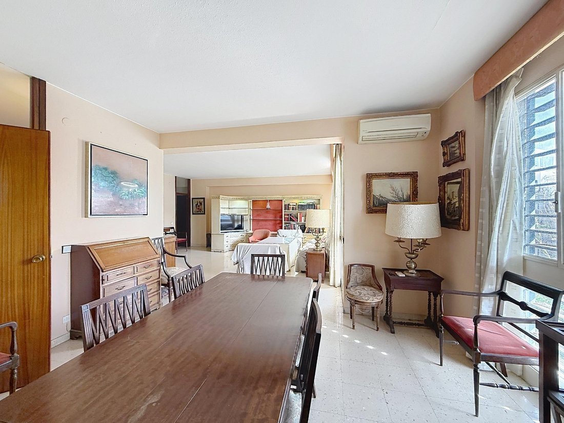 Apartment in Casco Antiguo, Seville, Spain 3 - 18012809