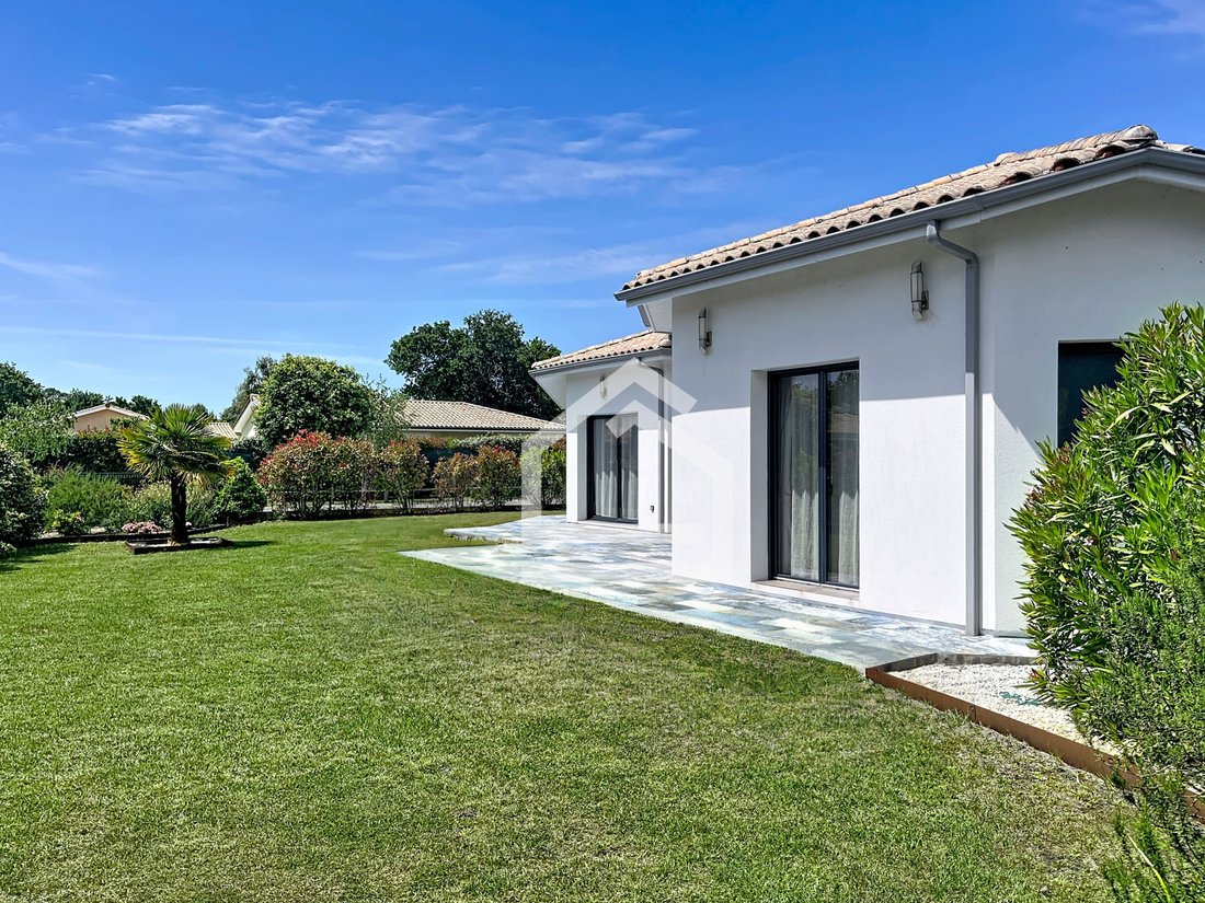 House in Hourtin, Nouvelle-Aquitaine, France 3 - 18013501