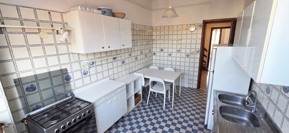 Apartment in Vomero, Naples, Campania 4 - 18012748