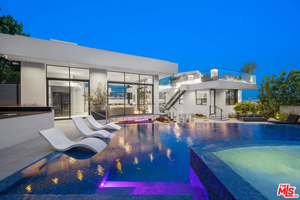 House in Los Angeles, California, United States 1 - 18012986