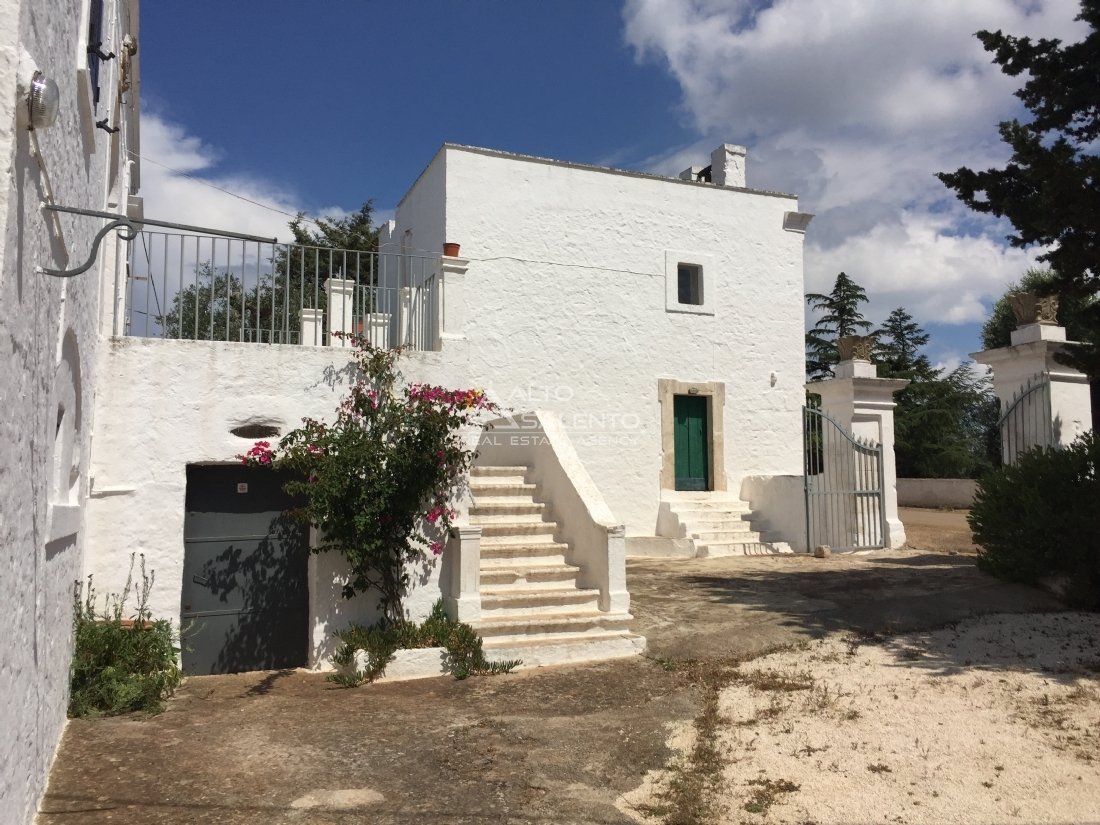 Domaine à Ostuni, Pouilles, Italie 3 - 18012805