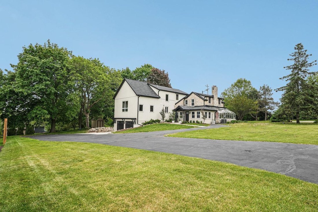 House in Menomonee Falls, Wisconsin, United States 5 - 18013102