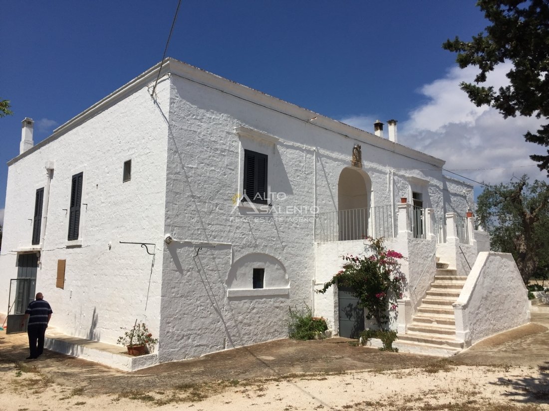 Domaine à Ostuni, Pouilles, Italie 1 - 18012805