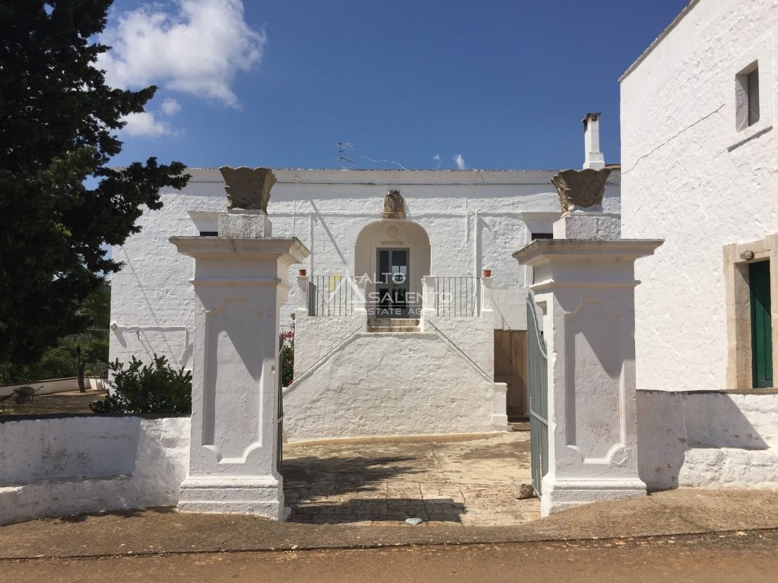 Domaine à Ostuni, Pouilles, Italie 2 - 18012805
