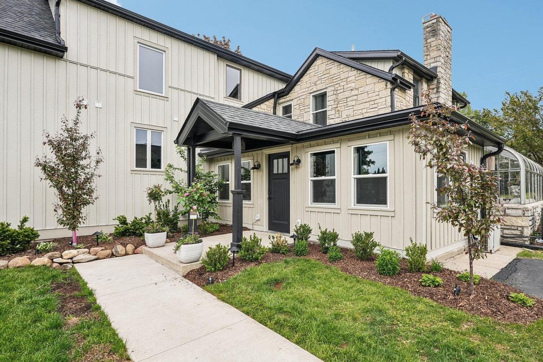 House in Menomonee Falls, Wisconsin, United States 2 - 18013102