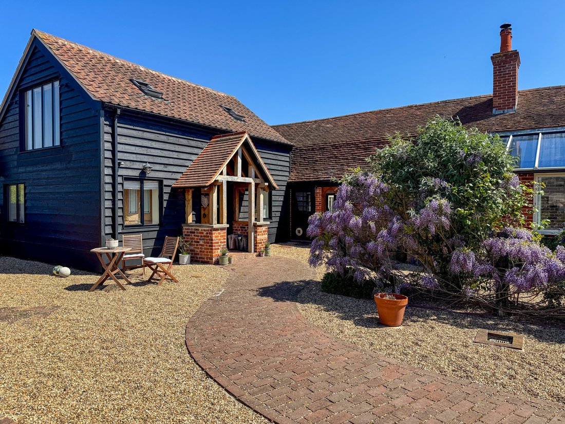 Farm Ranch in Thorpe-le-Soken, England 1 - 18012993