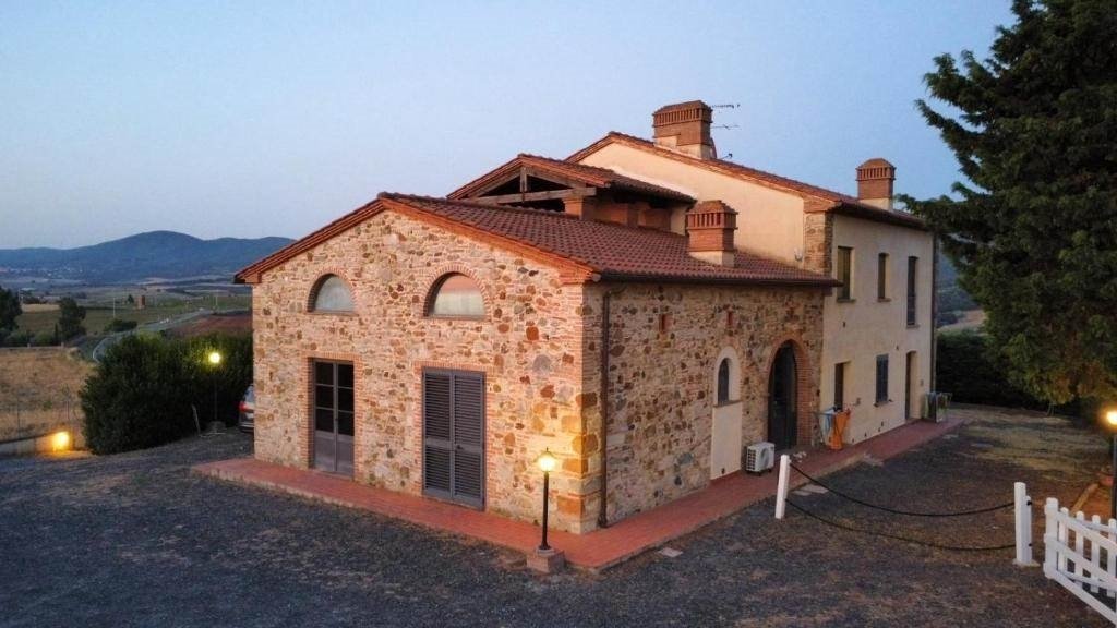 Country House in Santa Luce, Tuscany, Italy 1 - 18012839
