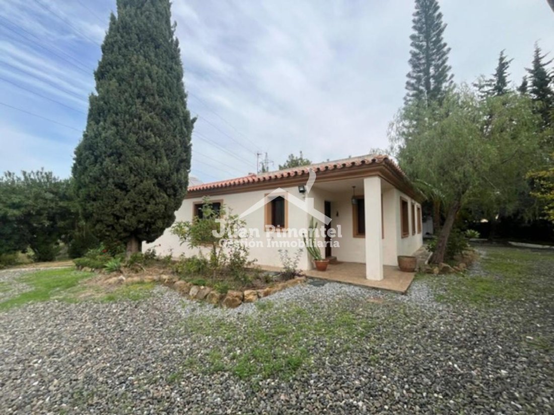 Chalet in Estepona, Andalusia, Spain 1 - 18012735