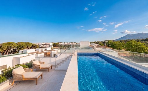 Penthouse in Marbella, Andalusia, Spain 1