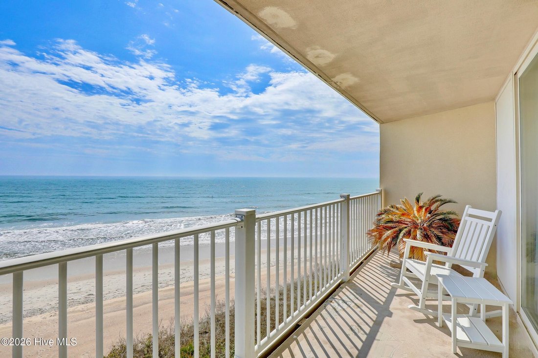 Condo in North Topsail Beach, North Carolina, United States 2 - 18012660