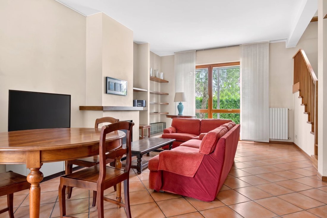 Villa in Arese, Lombardy, Italy 4 - 18012855