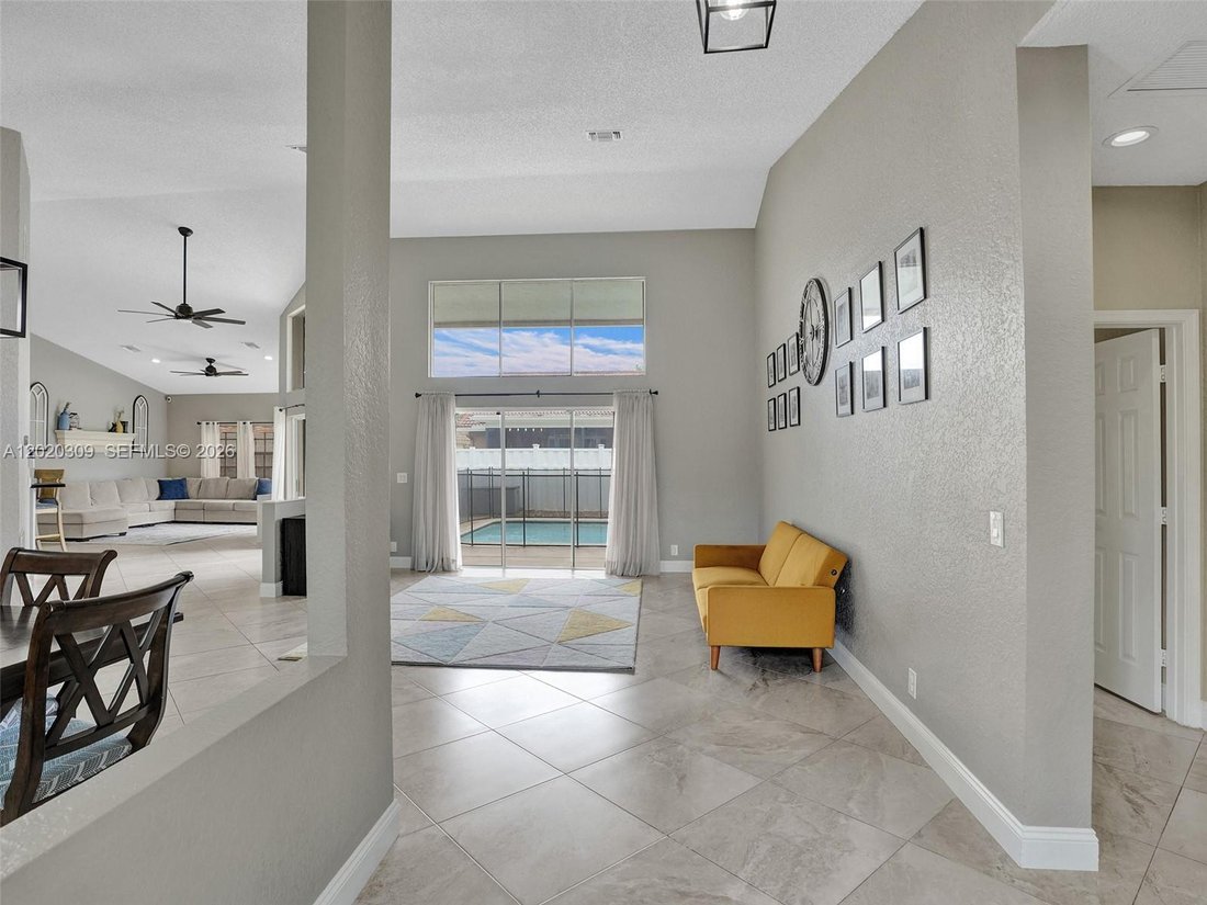 Haus in Coral Springs, Florida, Vereinigte Staaten 3 - 18012881