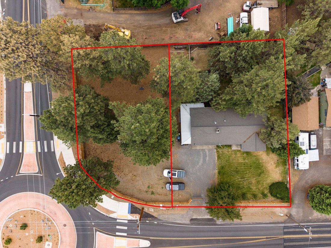 House in Bend, Oregon, United States 3 - 17838352