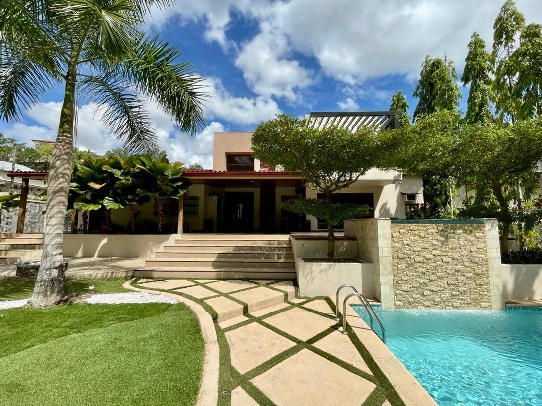 House in San Miguelito, Coclé Province, Panama 1 - 18013713