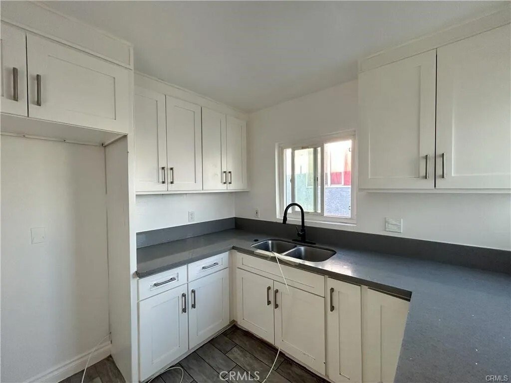Los Angeles, California, United States 1 - 17645419