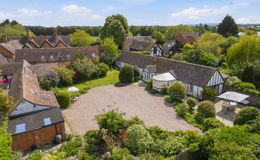 Warwickshire, England 1