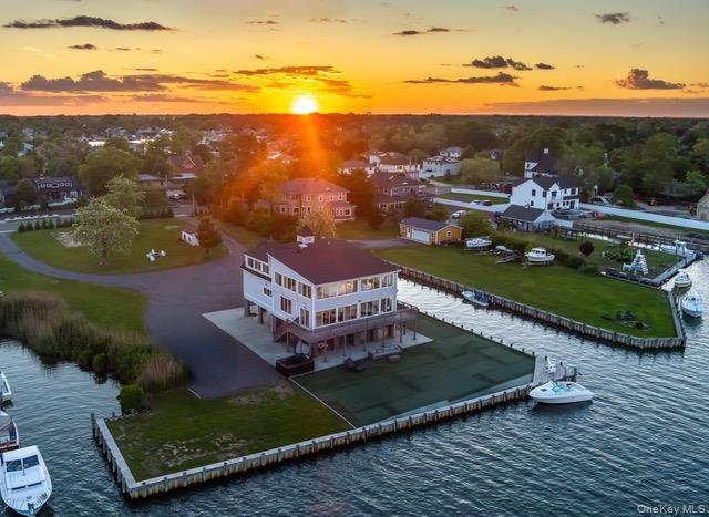 House in Massapequa, New York, United States 1 - 18013350