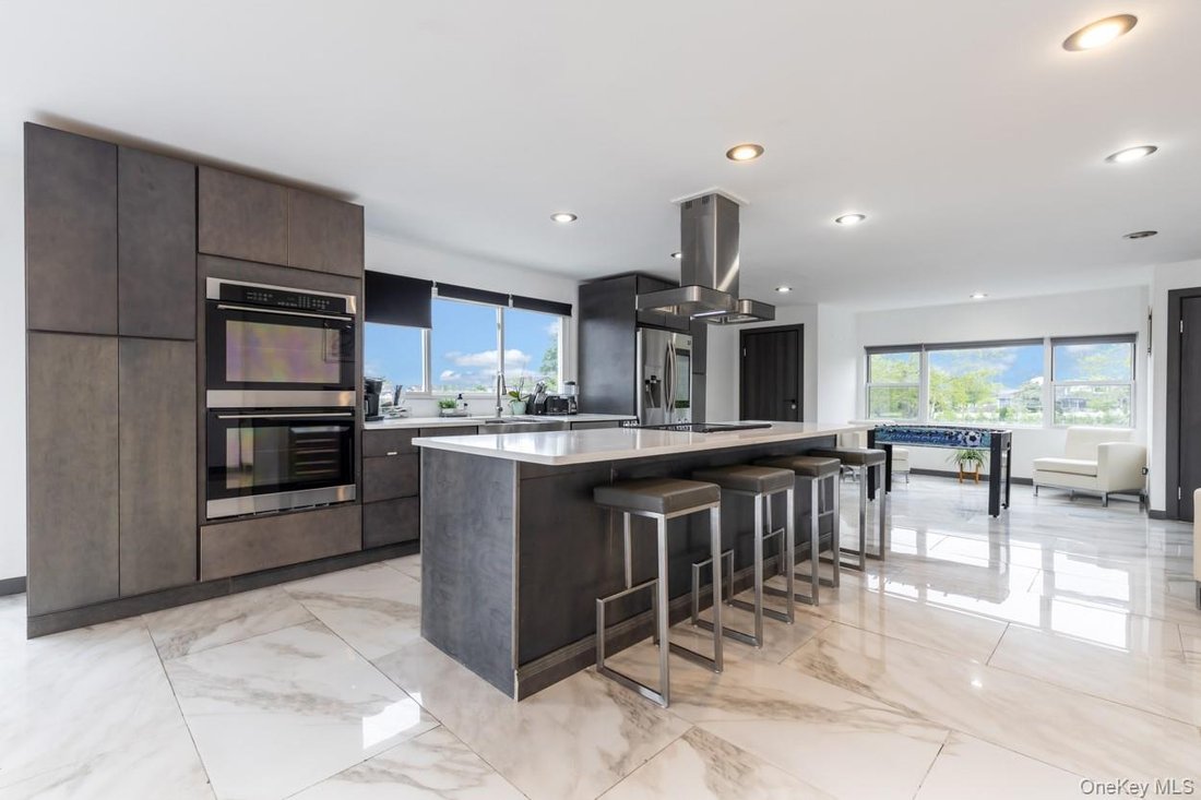 House in Massapequa, New York, United States 2 - 18013350