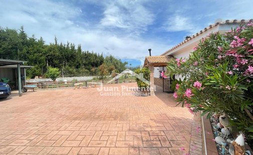 Country House in Estepona, Andalusia, Spain 1