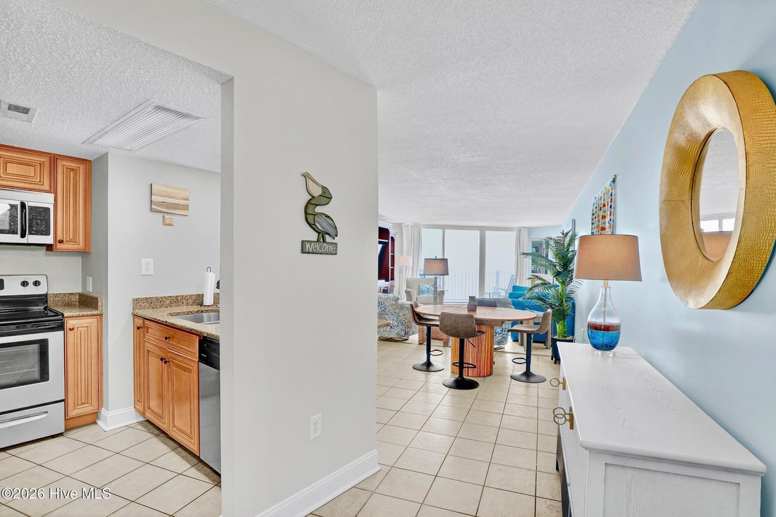Condo in North Topsail Beach, North Carolina, United States 1 - 18012660
