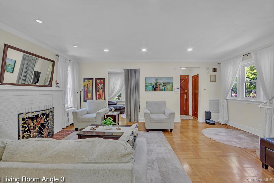House in New York, New York, United States 4 - 18013300