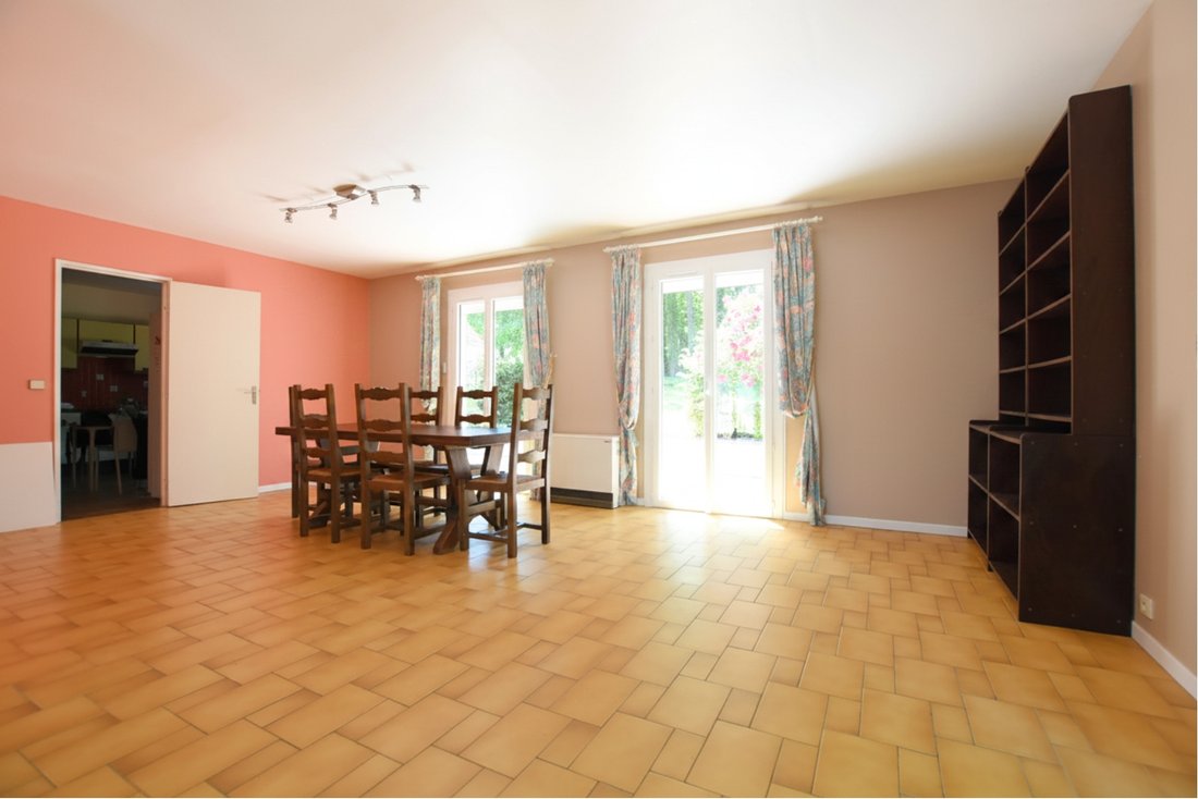 House in Les Essarts-le-Roi, Ile-de-France, France 5 - 18013565