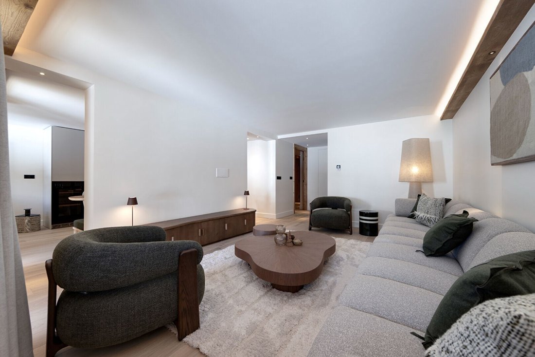 Apartment in Val-d'Isere, Auvergne-Rhône-Alpes, France 2 - 18013533