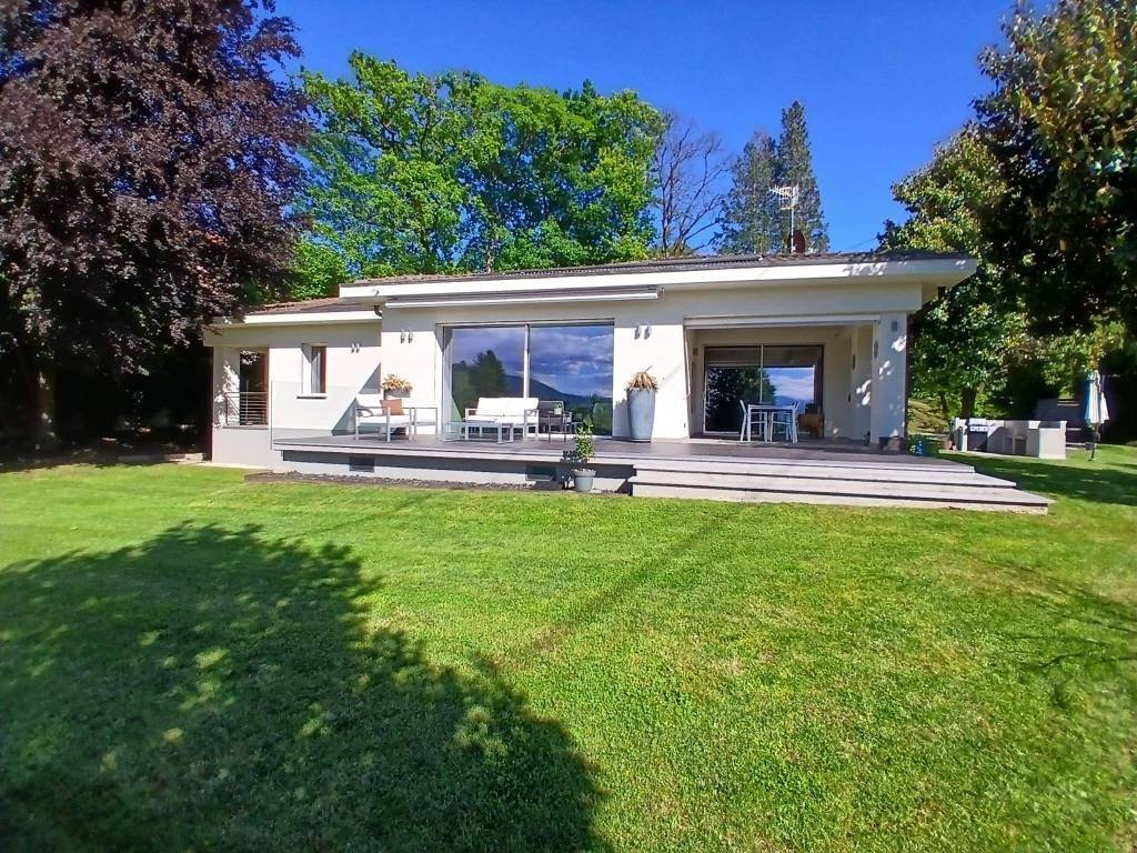 Villa in Center, Varese, Lombardy 1 - 17499149