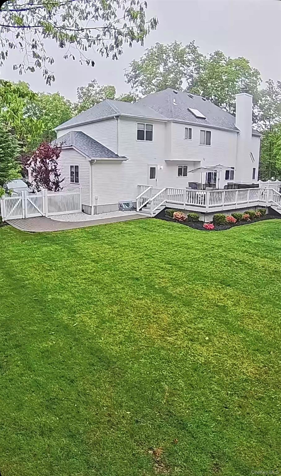 House in Manorville, New York, United States 4 - 17953798