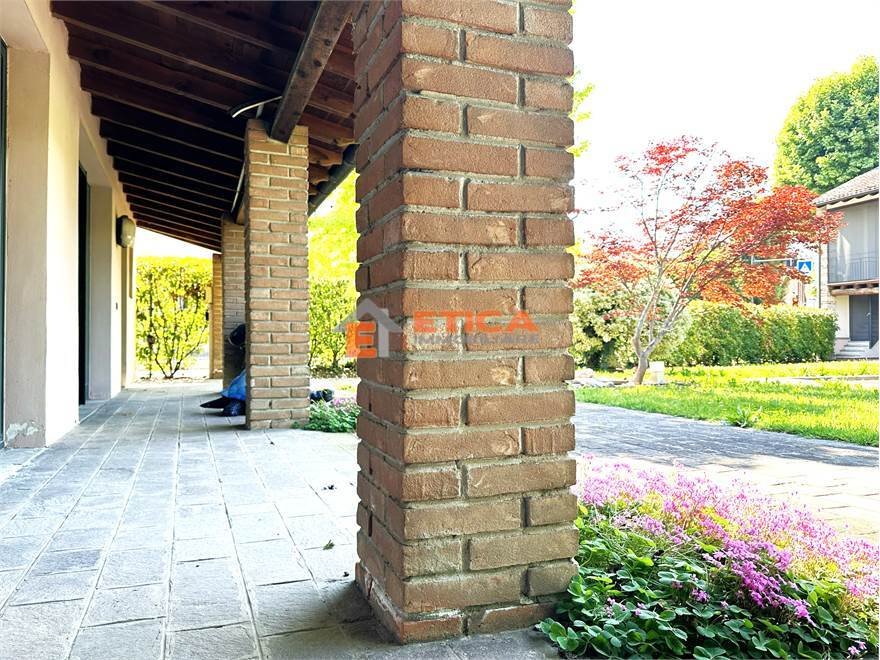 Villa in Rivolta d'Adda, Lombardy, Italy 5 - 18012768