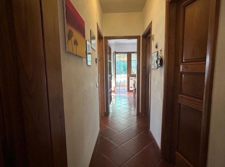 Villa in Pietrasanta, Tuscany, Italy 3 - 18013143