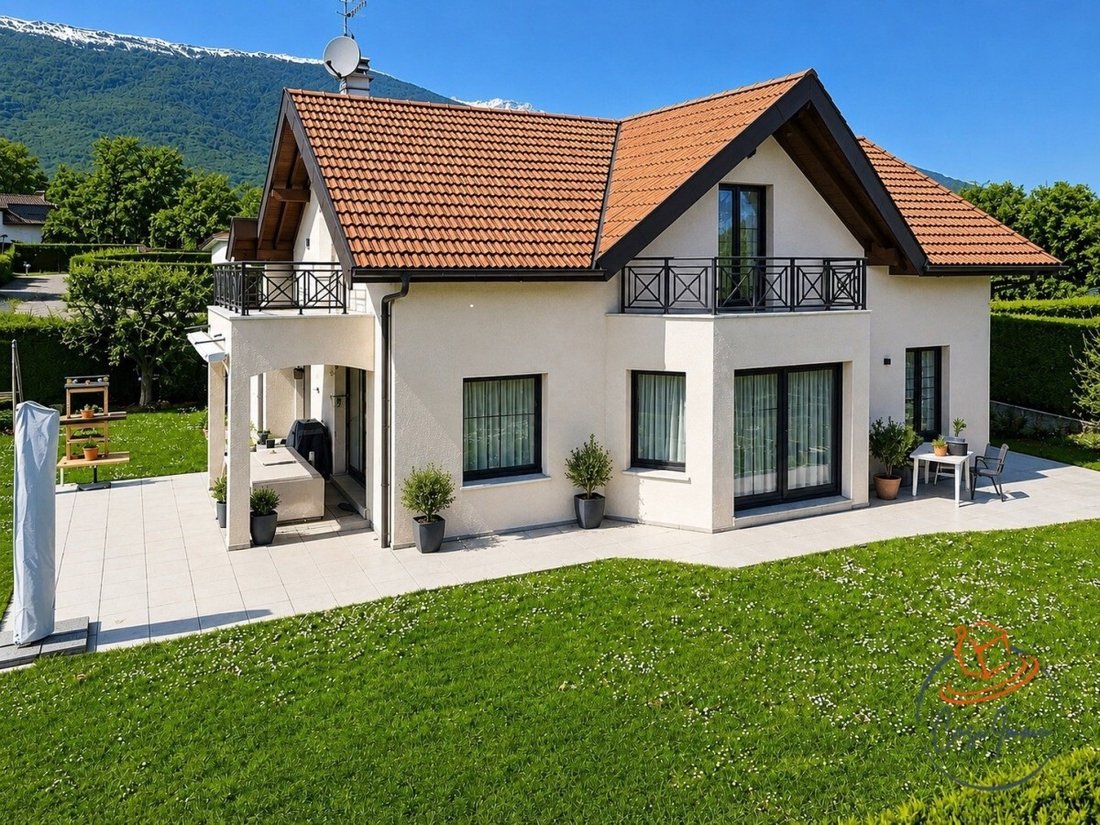 House in Sergy, Auvergne-Rhône-Alpes, France 1 - 16409600