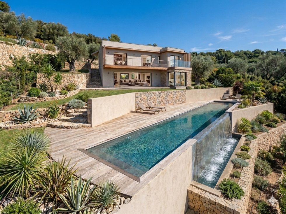 Land in Plan de Noves, Vence, France 3 - 16086607