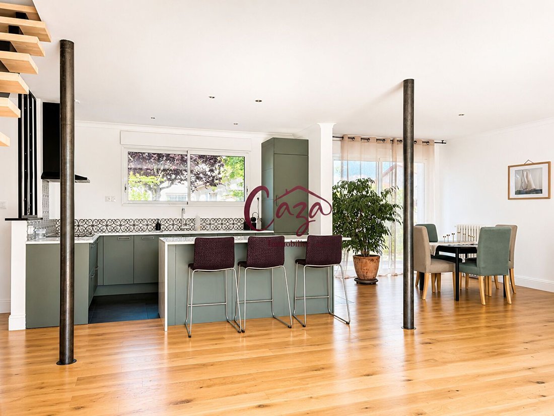 House in Carignan-de-Bordeaux, Nouvelle-Aquitaine, France 2 - 18013694
