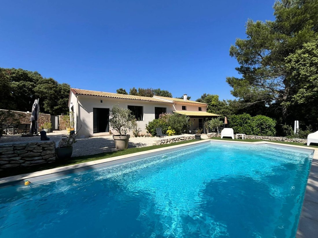 Villa in Saint-Restitut, Auvergne-Rhône-Alpes, France 1 - 17505490
