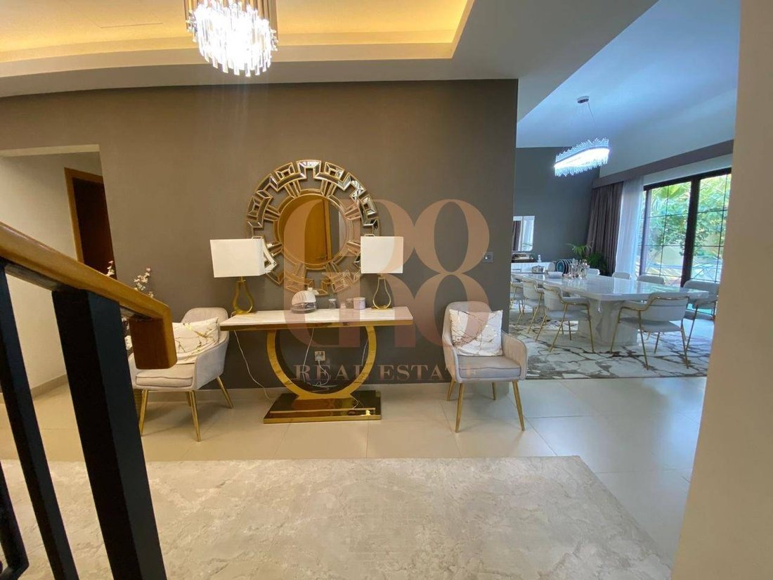 Villa in Nad Al Sheba, Dubai, United Arab Emirates 5 - 18013131