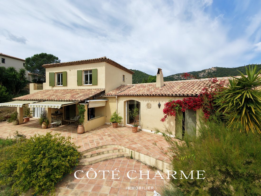 House in Le Plan-de-la-Tour, Provence-Alpes-Côte d'Azur, France 2 - 18013625