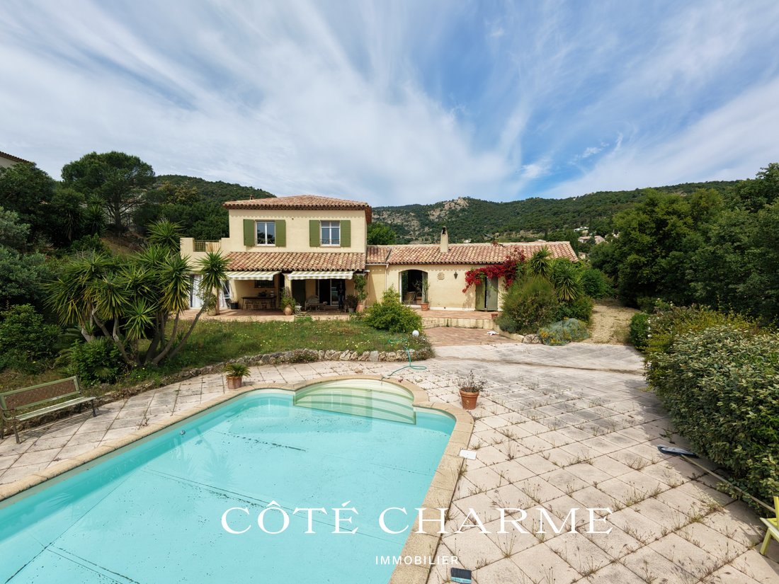 House in Le Plan-de-la-Tour, Provence-Alpes-Côte d'Azur, France 3 - 18013625